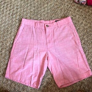 Vineyard Vines Men’s linen nantucket red shorts!